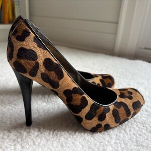 Stuart Weitzman Leopard Print Calf Hair High Heel Pumps - Brown/Black (size 7.5)